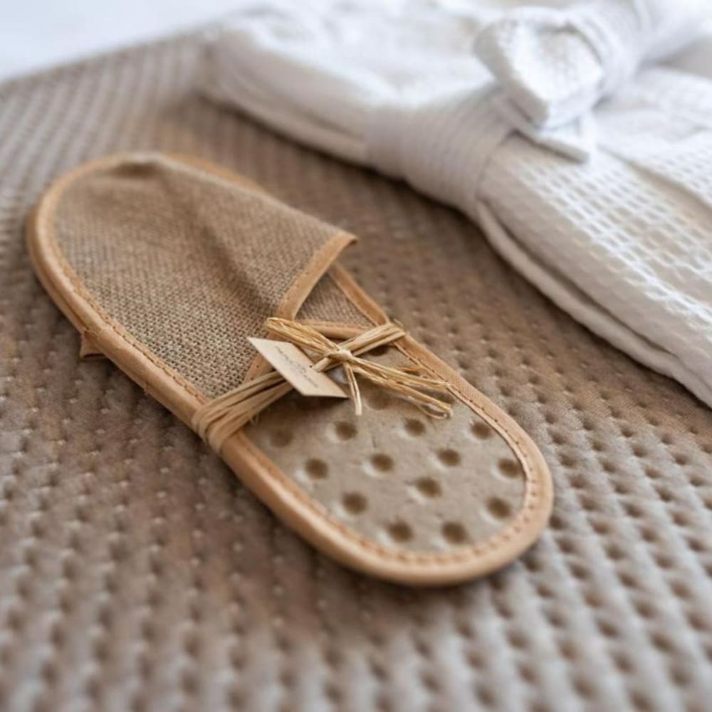 Pantofole per ospiti in Juta naturale con suola impermeabile