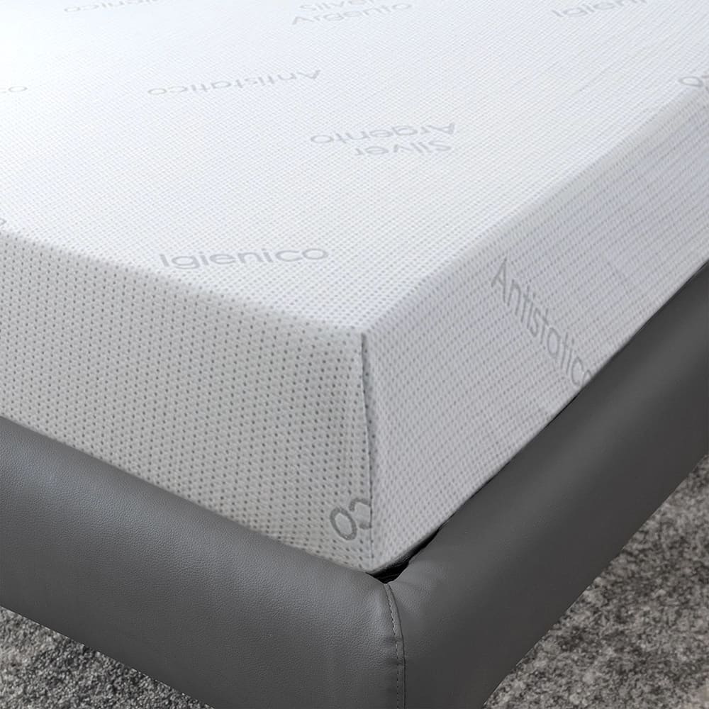 Coprimaterasso professionale in filato d'argento anallergico, traspirante e antimicotico