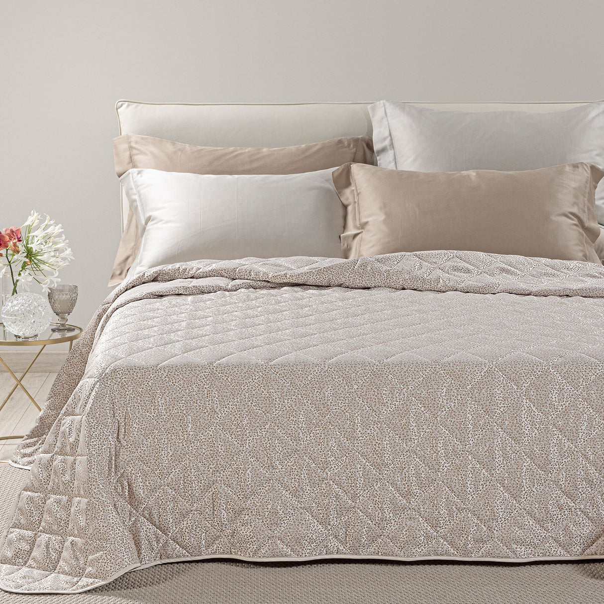 Caleffi Copriletto Trapuntato Matrimoniale in Raso Jacquard Perlee Dreaming 80 gr/mq