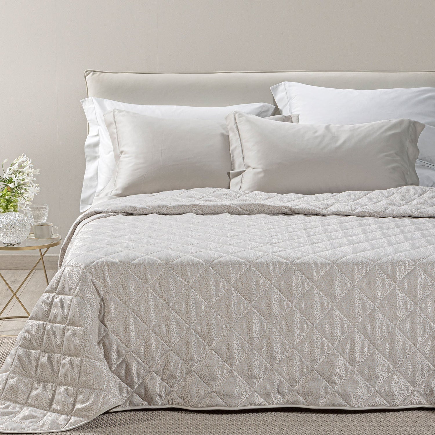 Caleffi Copriletto Trapuntato Matrimoniale in Raso Jacquard Perlee Dreaming 80 gr/mq