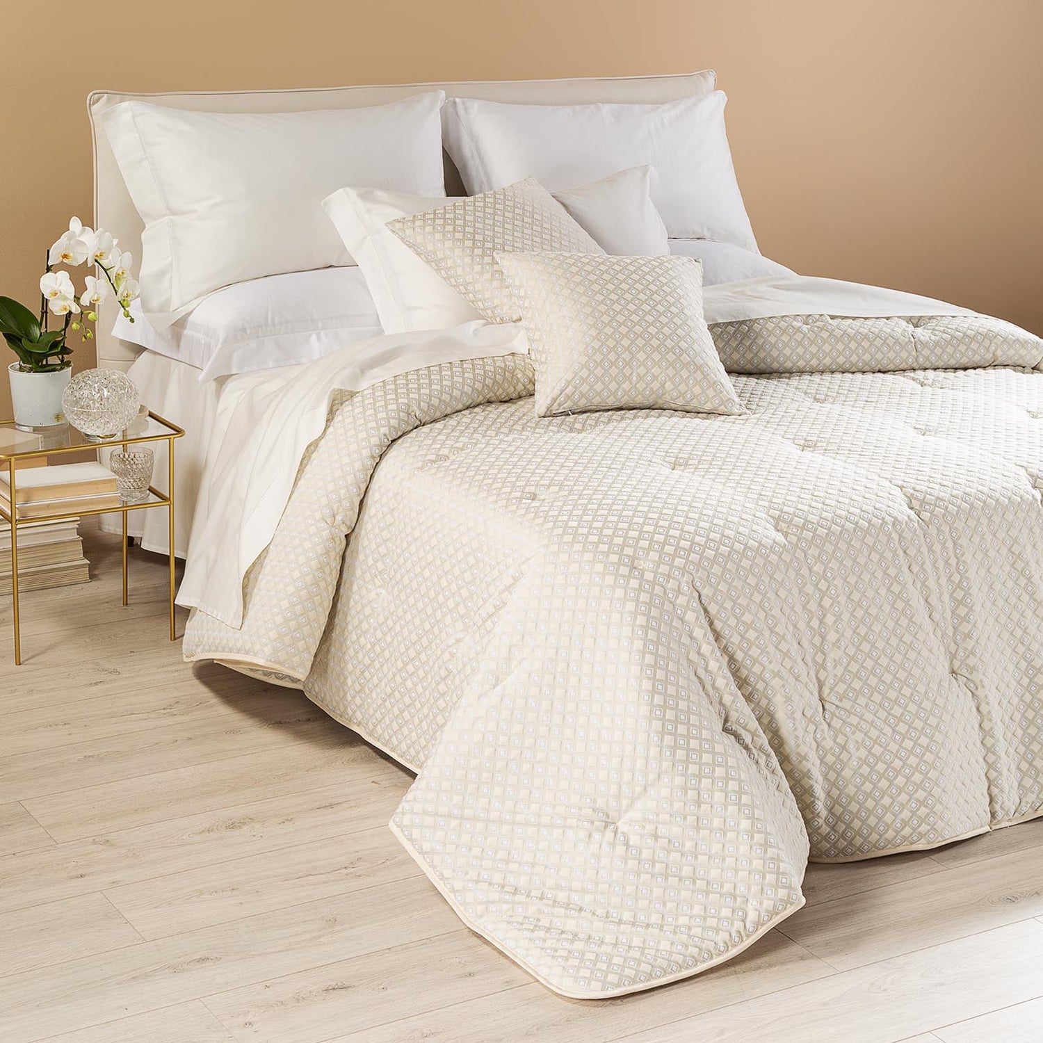 Caleffi Trapunta Matrimoniale Leggerissima in Raso Jacquard Venere 200 gr/mq