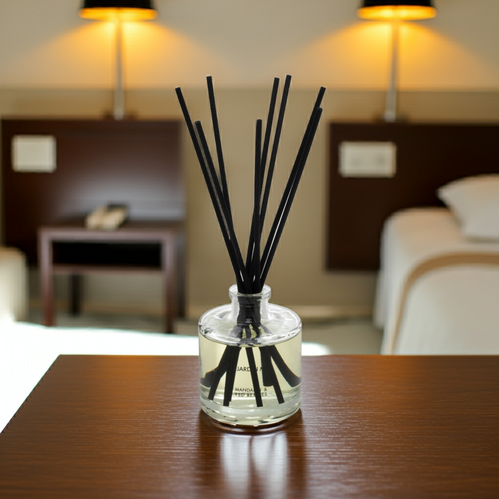 Diffusore a bastoncini professionale Le Jardin Med Mandarino e Frutti Rossi 200 ml