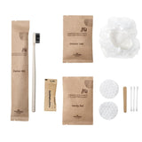 Set cortesia bagno all'olio di oliva completo di shampoo, bagnoschiuma, igiene intima, set spazzolino e dentifricio, cuffia doccia, set cosmetico