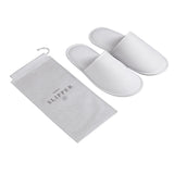 Ciabatte per Hotel e B&B in Spugna con suola antiscivolo, confezionate in elegante bustina eco-friendly con laccetti di chiusura